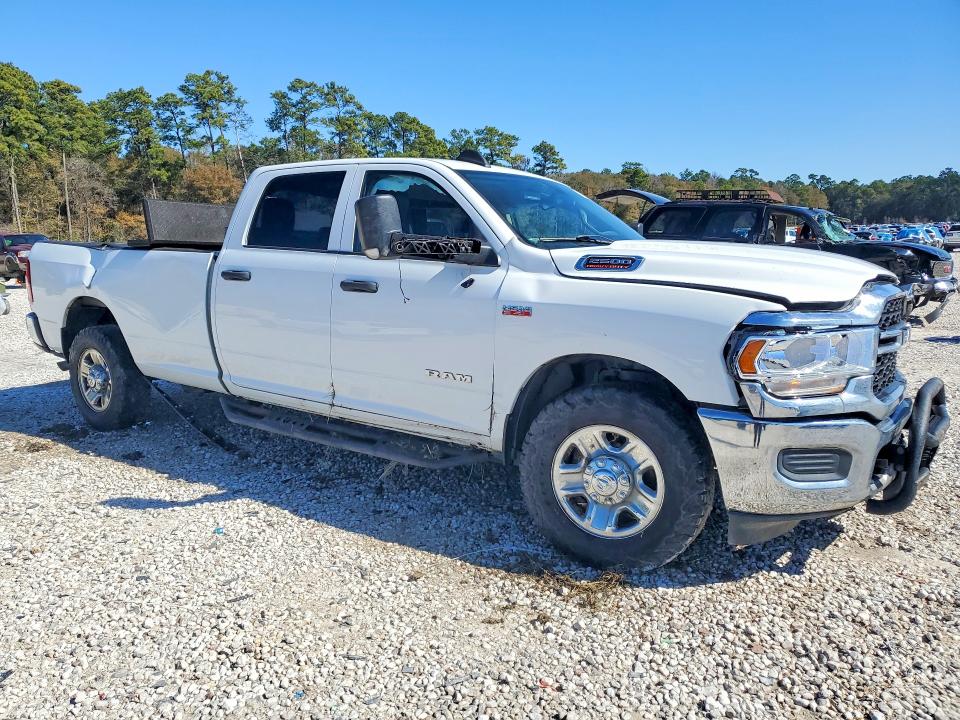 Продажа на аукционе авто 2019 Ram 2500, vin: 3C6UR4HJ3KG631844, номер лота: 76128165