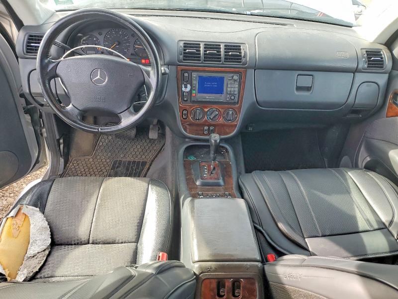 72266105 :رقم المزاد ، 4JGAB54E6YA210542 vin ، 2000 Mercedes-benz Ml مزاد بيع