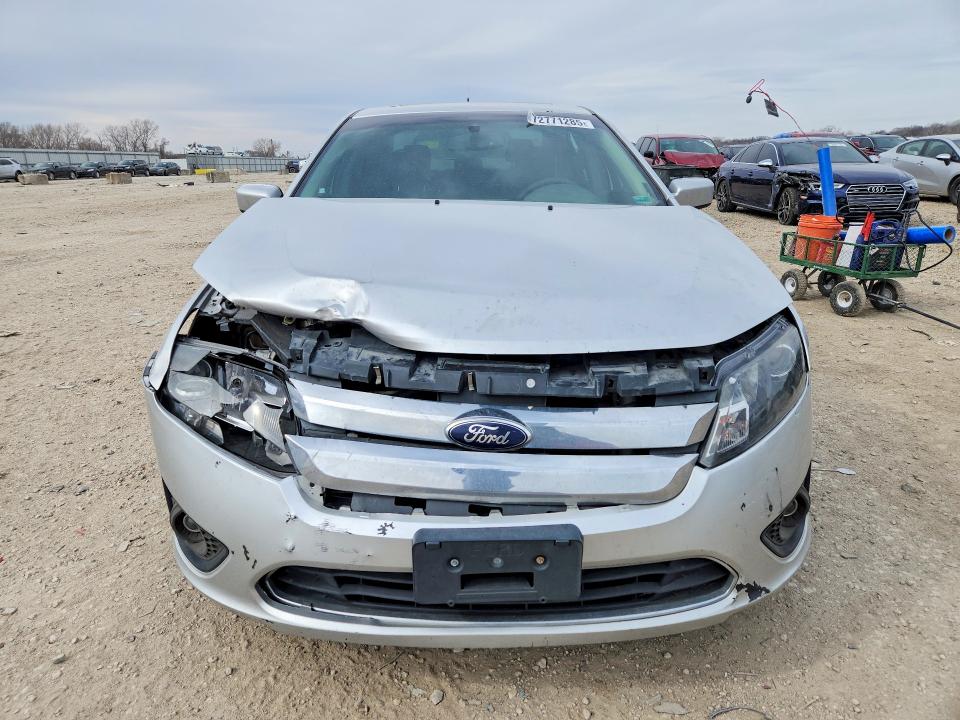 72771285 :رقم المزاد ، 3FAHP0HA1CR437978 vin ، 2012 Ford Fusion مزاد بيع