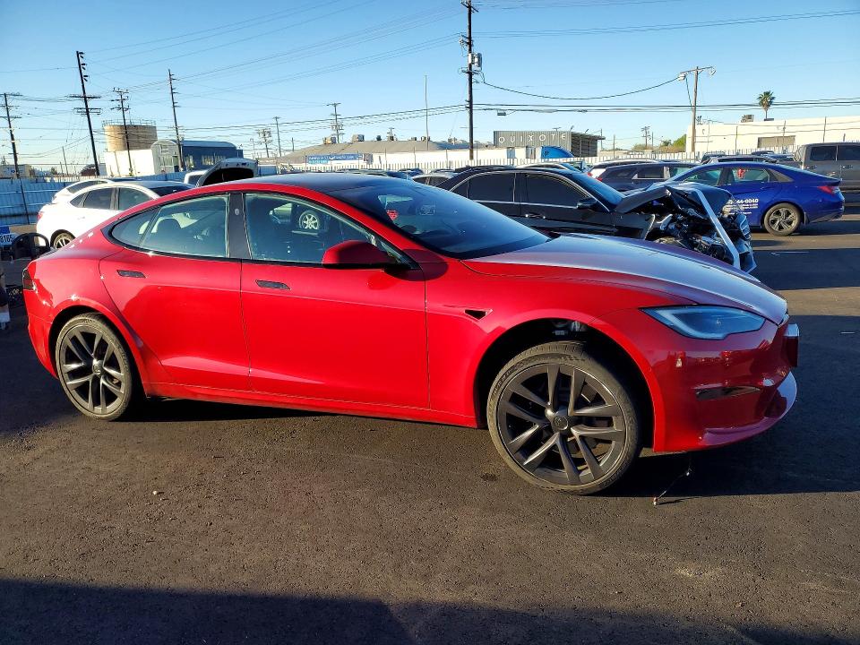 78342965 :رقم المزاد ، 5YJSA1E55NF484059 vin ، 2022 Tesla Model S مزاد بيع