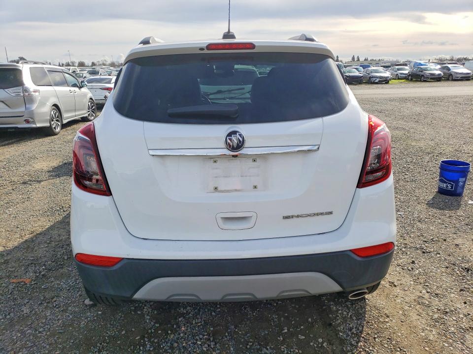 77069535 :رقم المزاد ، KL4CJCSB0LB068540 vin ، 2020 Buick Encore مزاد بيع