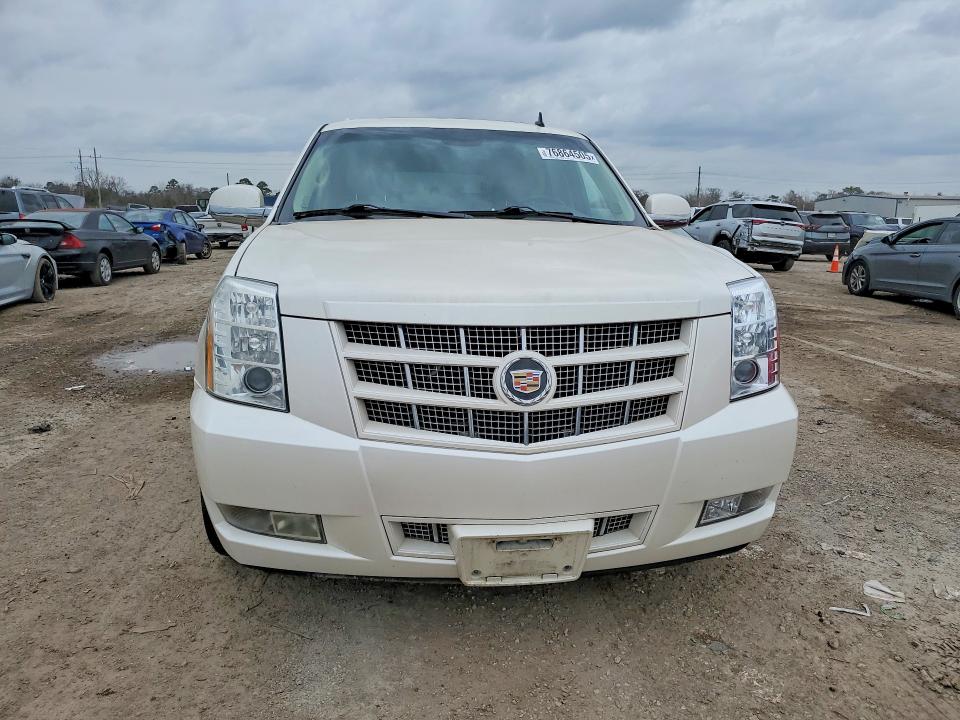 2013 Cadillac Escalade P მანქანა იყიდება აუქციონზე, vin: 1GYS4CEF1DR210517, აუქციონის ნომერი: 76864505