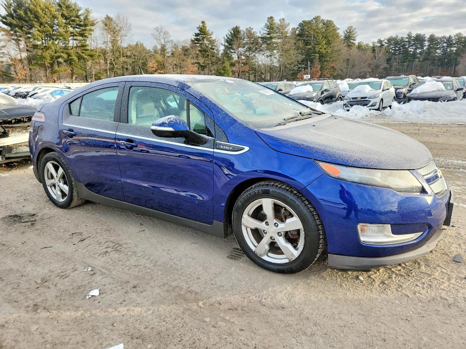 2013 Chevrolet Volt მანქანა იყიდება აუქციონზე, vin: 1G1RA6E47DU120615, აუქციონის ნომერი: 74999715