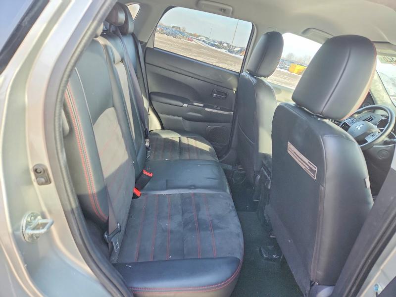 Продаж на аукціоні авто 2018 Mitsubishi Outlander Sport, vin: JA4AR3AW1JZ033126, номер лоту: 74457325