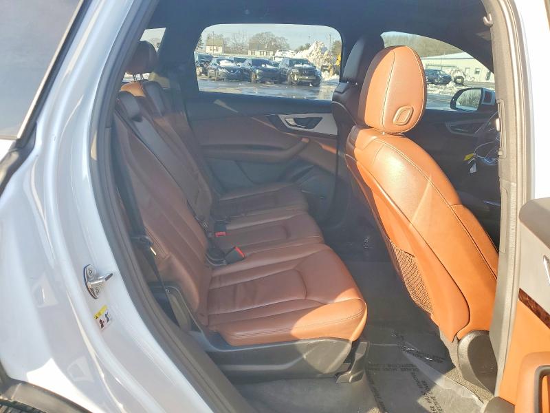 Продаж на аукціоні авто 2018 Audi Q7, vin: WA1LHAF73JD050301, номер лоту: 76117505