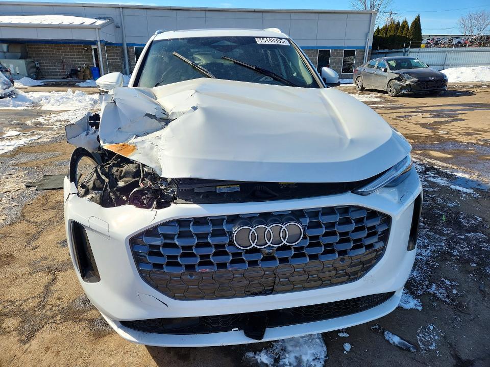Продаж на аукціоні авто 2025 Audi Q5, vin: WA12AAGU3S2024878, номер лоту: 75440365