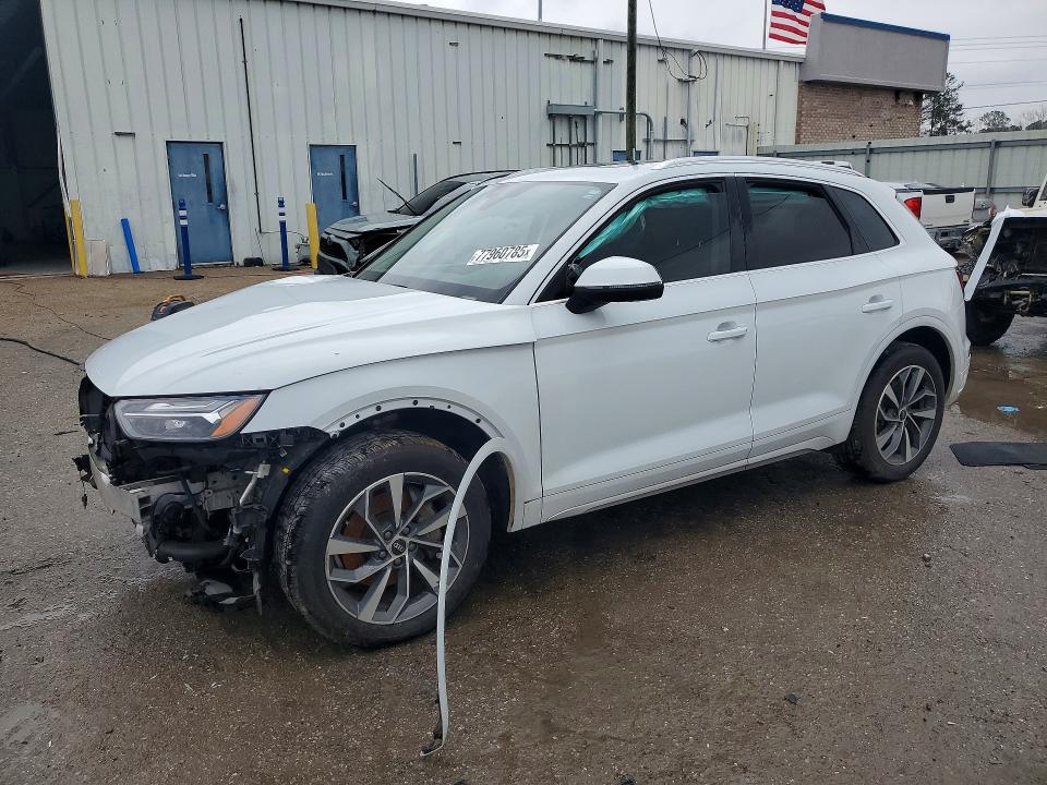 77960785 :رقم المزاد ، WA1AAAFY3M2008229 vin ، 2021 Audi Q5 مزاد بيع