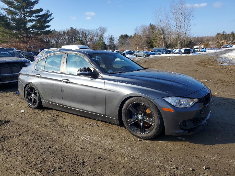 2013 Bmw 328 მანქანა იყიდება აუქციონზე, vin: WBA3B5C56DJ598572, აუქციონის ნომერი: 77281135