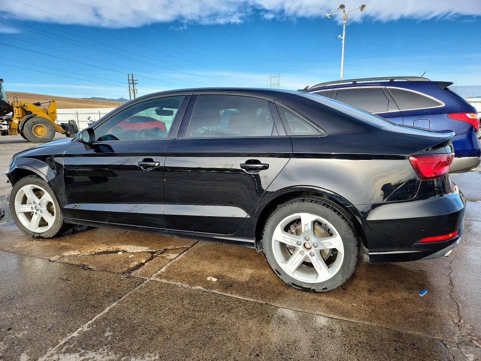 Продажа на аукционе авто 2018 Audi A3, vin: WAUB8GFF1J1005478, номер лота: 78296265