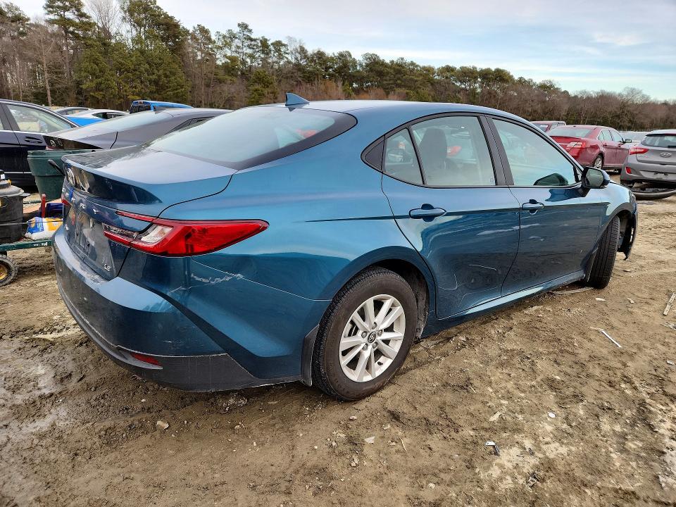 Продаж на аукціоні авто 2025 Toyota Camry, vin: 4T1DAACK7SU631238, номер лоту: 76561035