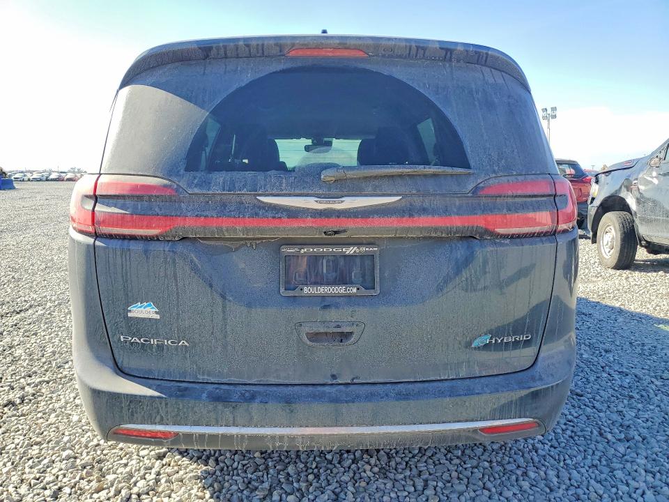 Продажа на аукционе авто 2022 Chrysler Pacifica, vin: 2C4RC1L72NR181421, номер лота: 77397805