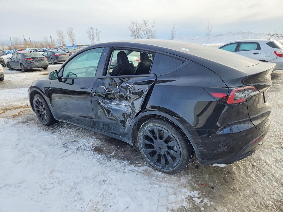 77014495 :رقم المزاد ، 7SAYGAEE2PF707141 vin ، 2023 Tesla Model Y مزاد بيع