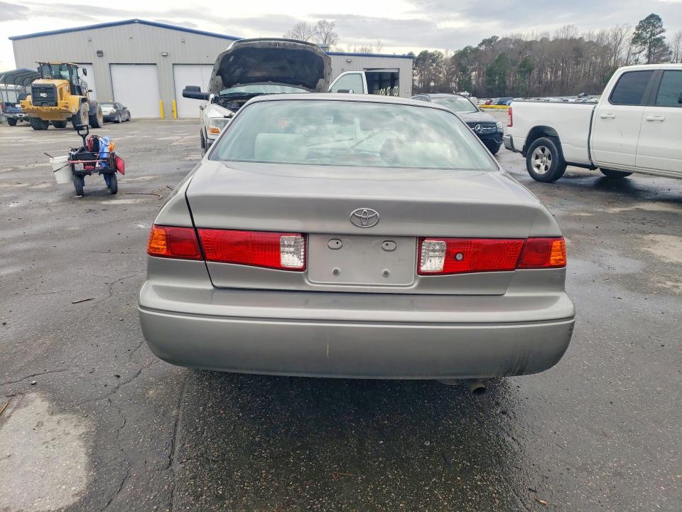 Продаж на аукціоні авто 2000 Toyota Camry, vin: 4T1BG22K2YU643691, номер лоту: 76945085