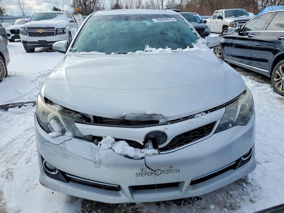 78699875 :رقم المزاد ، 4T1BF1FK7EU825664 vin ، 2014 Toyota Camry مزاد بيع