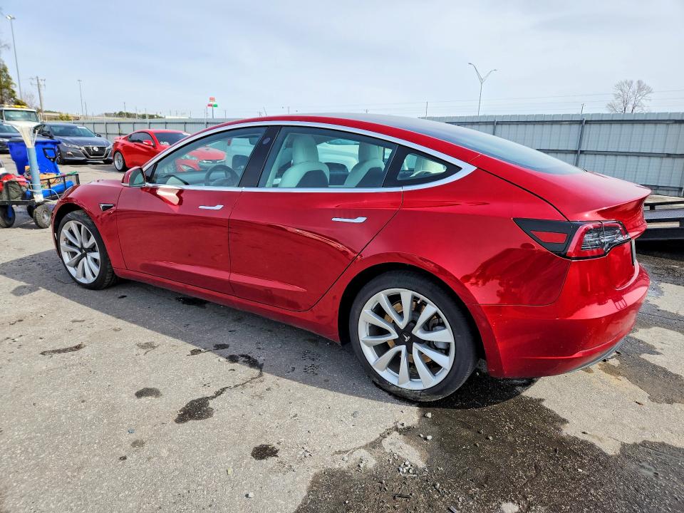 75763205 :رقم المزاد ، 5YJ3E1EB7KF454555 vin ، 2019 Tesla Model 3 مزاد بيع