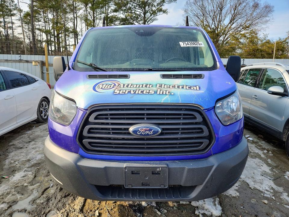 79659045 :رقم المزاد ، 1FTYE1YM5JKB40195 vin ، 2018 Ford Transit مزاد بيع