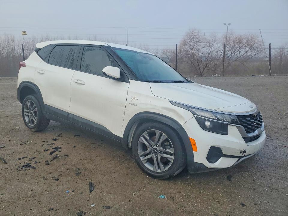 2023 Kia Seltos მანქანა იყიდება აუქციონზე, vin: KNDEPCAA0P7460948, აუქციონის ნომერი: 77417175