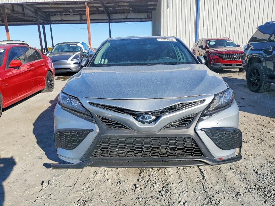 Продажа на аукционе авто 2024 Toyota Camry, vin: 4T1G11AK8RU898317, номер лота: 75562905