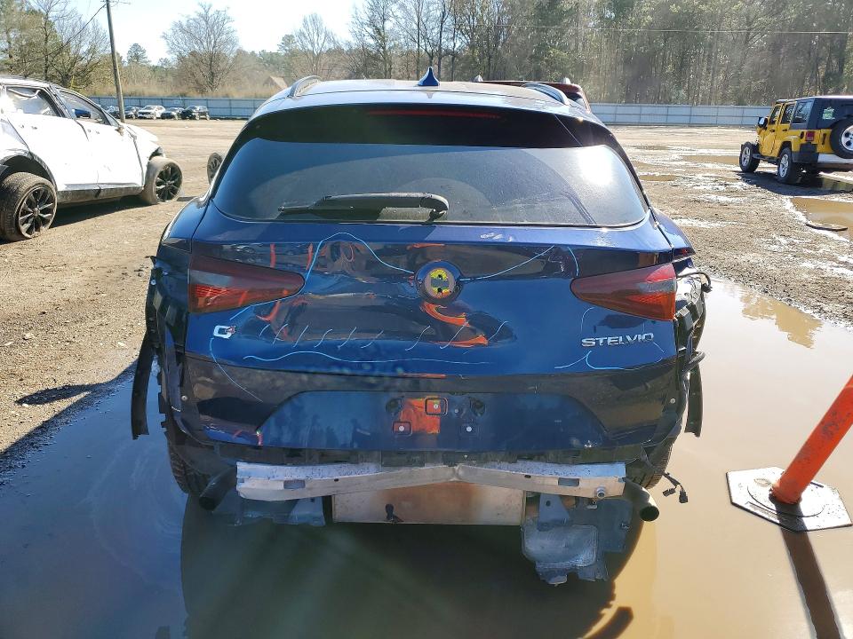 Aukcja sprzedaży 2018 Alfa Romeo Stelvio, vin: ZASFAKPN3J7B75508, numer aukcji: 75372015