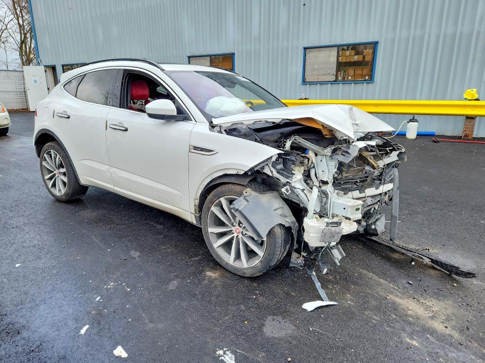 77990955 :رقم المزاد ، SADFM2GXXJ1Z29447 vin ، 2018 Jaguar E-pace مزاد بيع