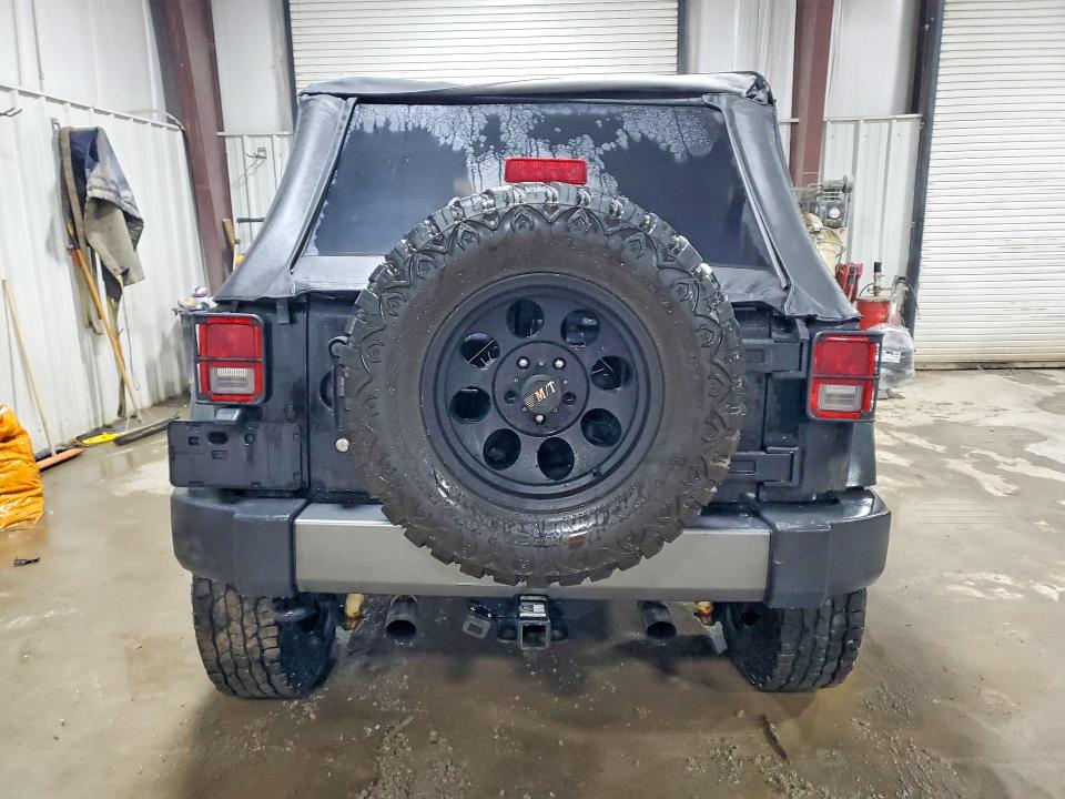 76995435 :رقم المزاد ، 1J4BA3H11AL189479 vin ، 2010 Jeep Wrangler Unlimited مزاد بيع