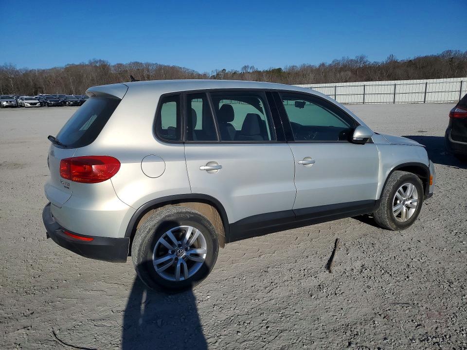 Продажа на аукционе авто 2013 Volkswagen Tiguan, vin: WVGBV3AX5DW577175, номер лота: 77077165