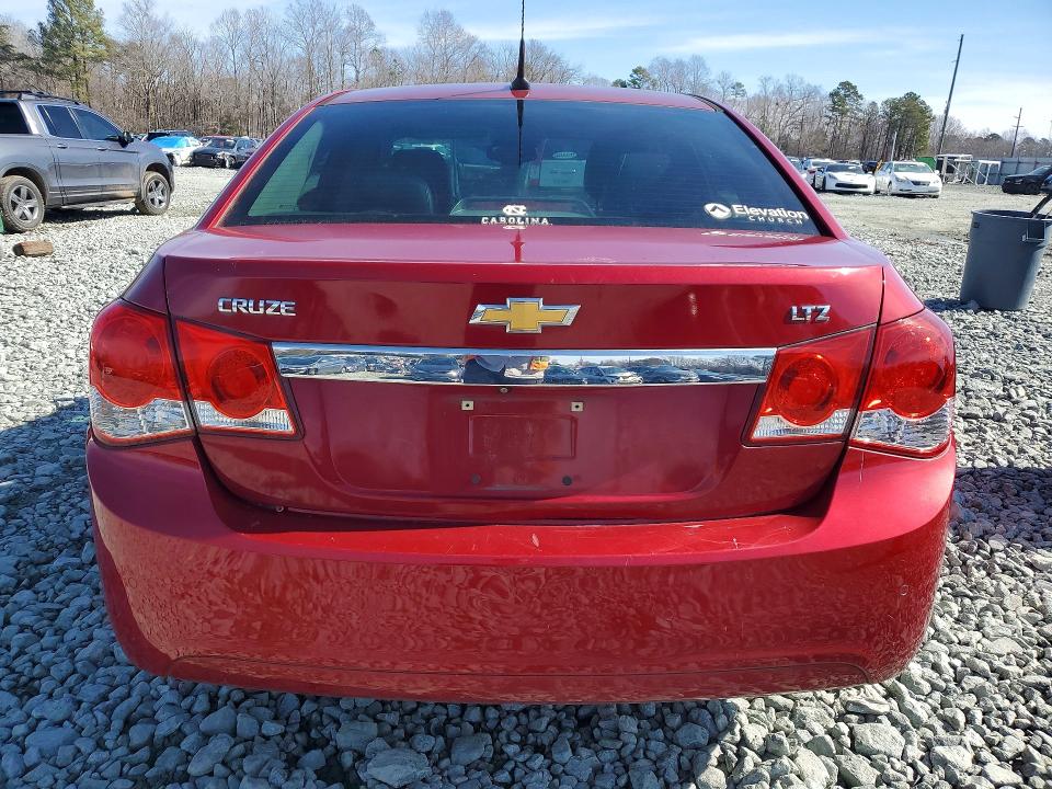 77917345 :رقم المزاد ، 1G1PG5SBXE7327860 vin ، 2014 Chevrolet Cruze مزاد بيع