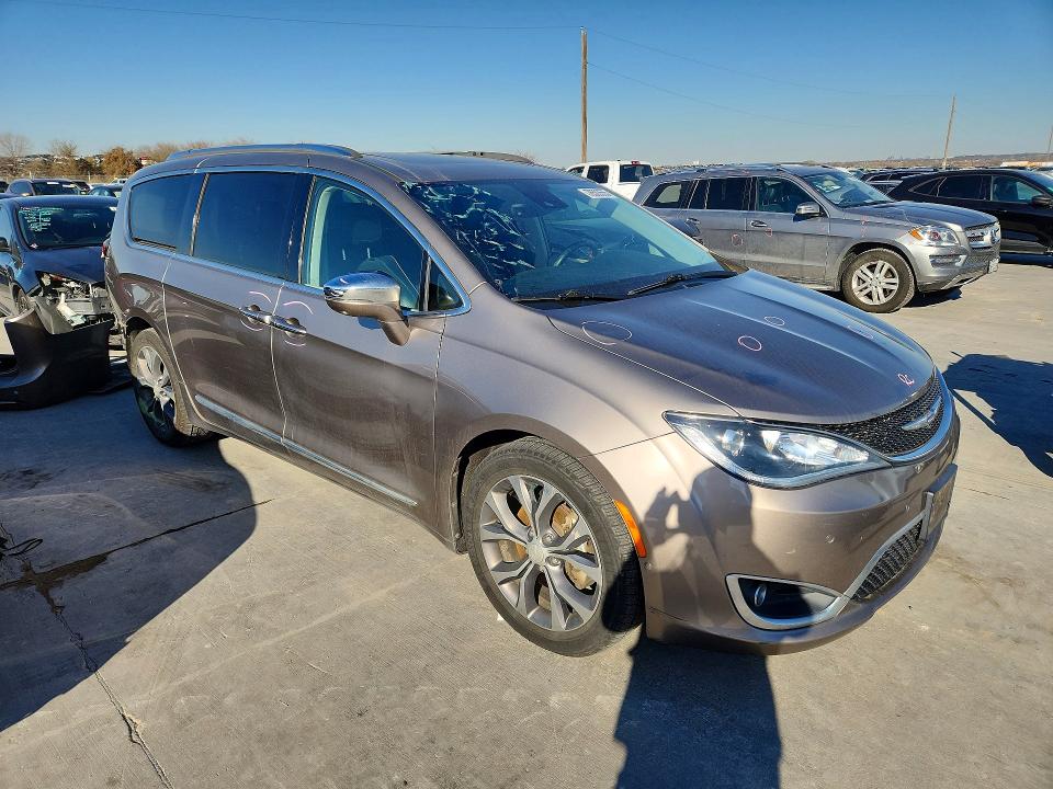 78503555 :رقم المزاد ، 2C4RC1GG5JR122562 vin ، 2018 Chrysler Pacifica مزاد بيع