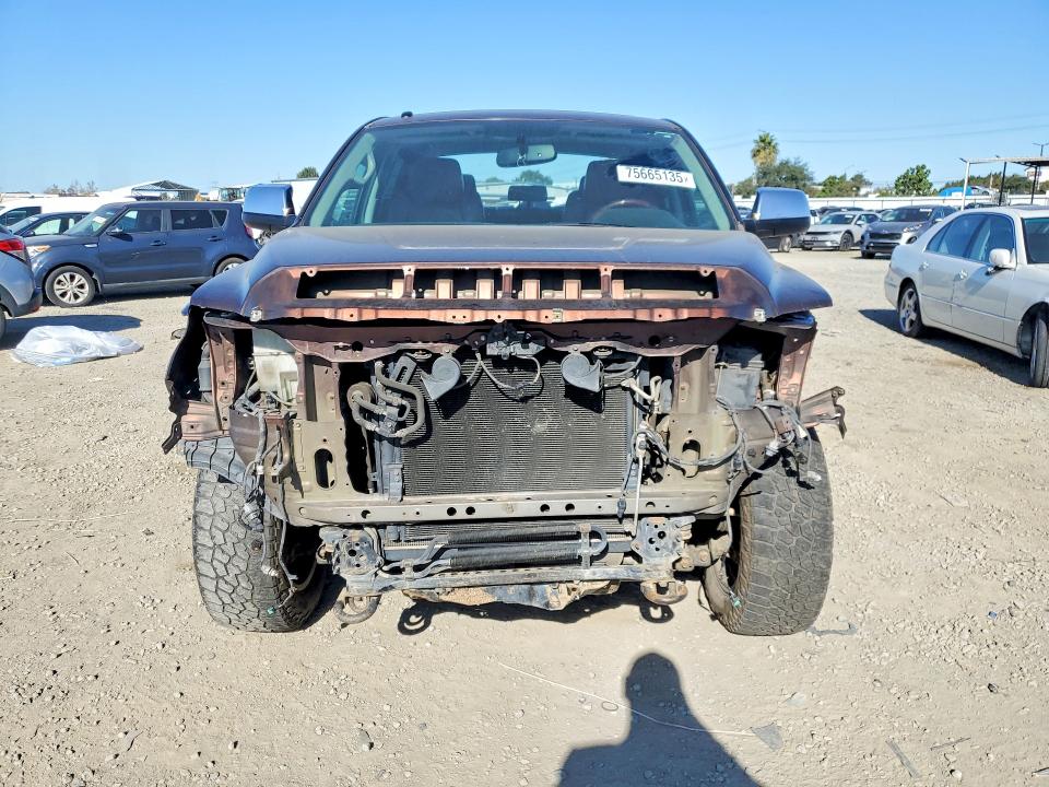 75665135 :رقم المزاد ، 5TFAY5F14GX548014 vin ، 2016 Toyota Tundra Cre مزاد بيع