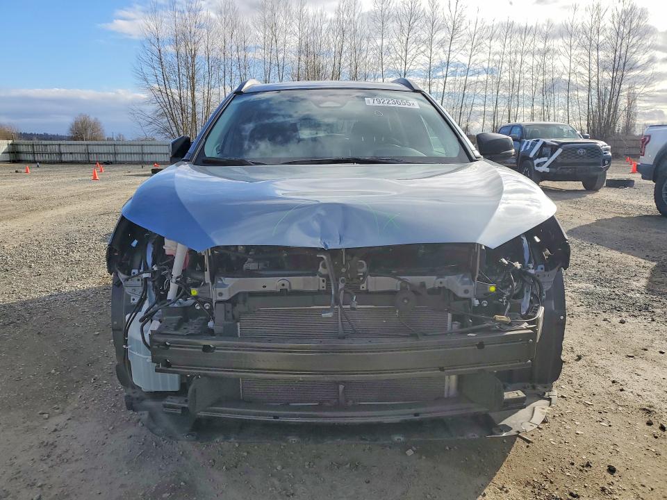 Продажа на аукционе авто 2025 Toyota Corolla Cross, vin: 7MUBAABG3SV123240, номер лота: 79223655