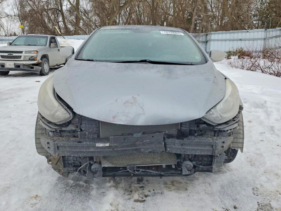 Продажа на аукционе авто 2015 Hyundai Elantra Se, vin: 5NPDH4AE3FH639481, номер лота: 76794455