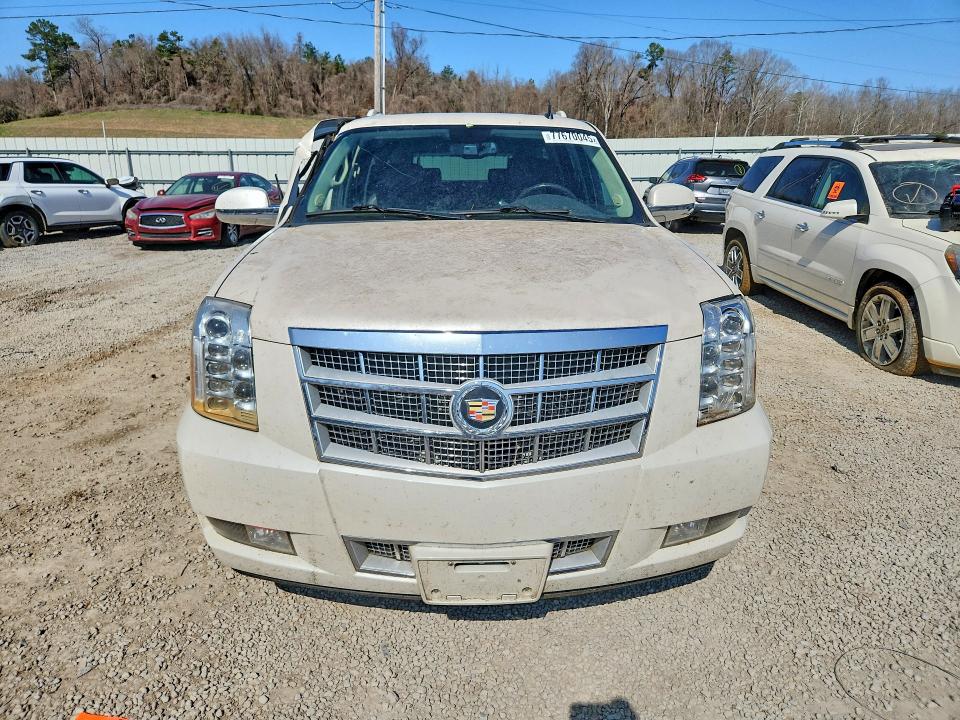 2014 Cadillac Escalade მანქანა იყიდება აუქციონზე, vin: 1GYS4KEF7ER113186, აუქციონის ნომერი: 77670045