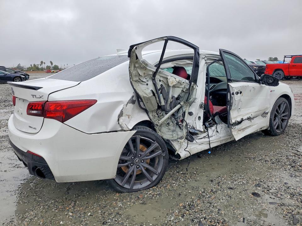 76288135 :رقم المزاد ، 19UUB3F65LA001668 vin ، 2020 Acura Tlx مزاد بيع