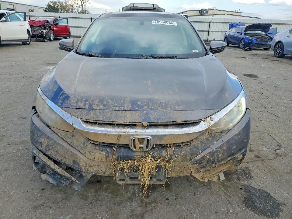 Продажа на аукционе авто 2017 Honda Civic, vin: 2HGFC1F36HH638366, номер лота: 75988055