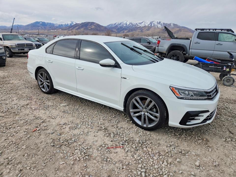 Продаж на аукціоні авто 2018 Volkswagen Passat, vin: 1VWAA7A32JC008858, номер лоту: 77520535
