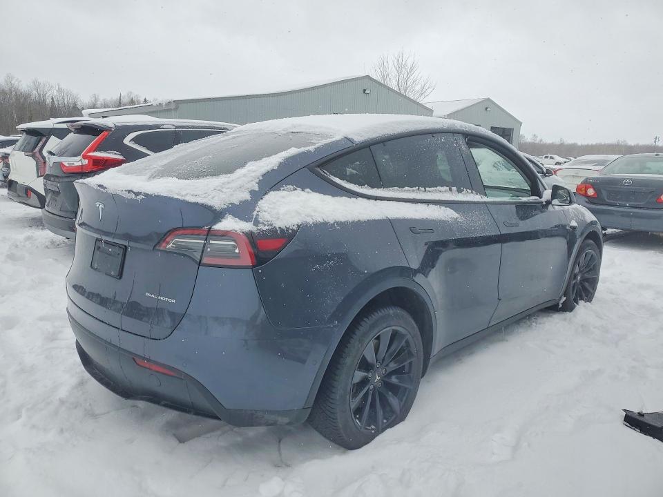 Продажа на аукционе авто 2022 Tesla Model Y, vin: 7SAYGDEE1NF510766, номер лота: 75909345
