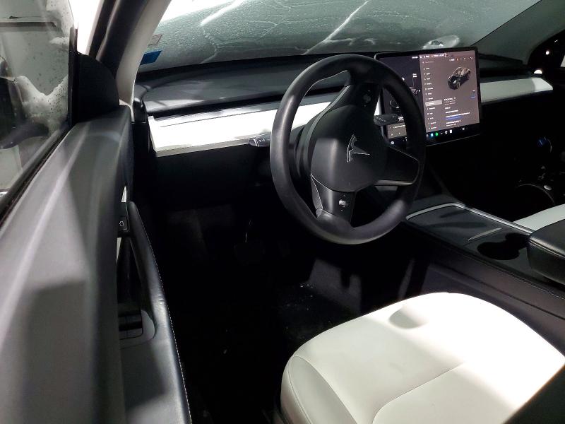 76233555 :رقم المزاد ، 5YJYGAEE1MF195106 vin ، 2021 Tesla Model Y مزاد بيع