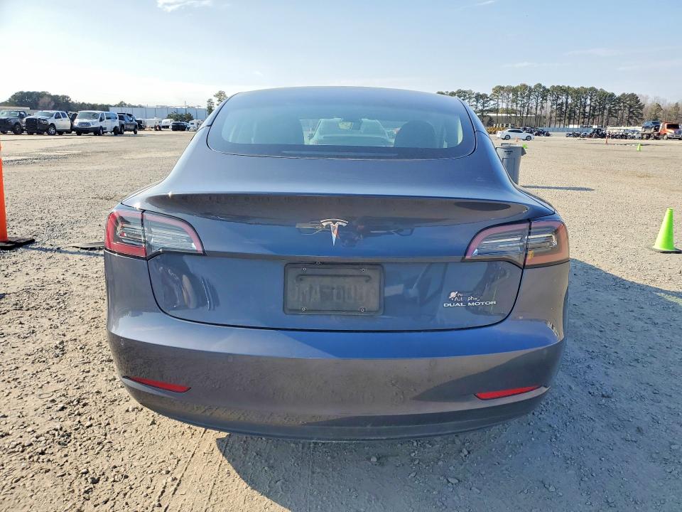 Продажа на аукционе авто 2022 Tesla Model 3, vin: 5YJ3E1EB8NF113170, номер лота: 76875135