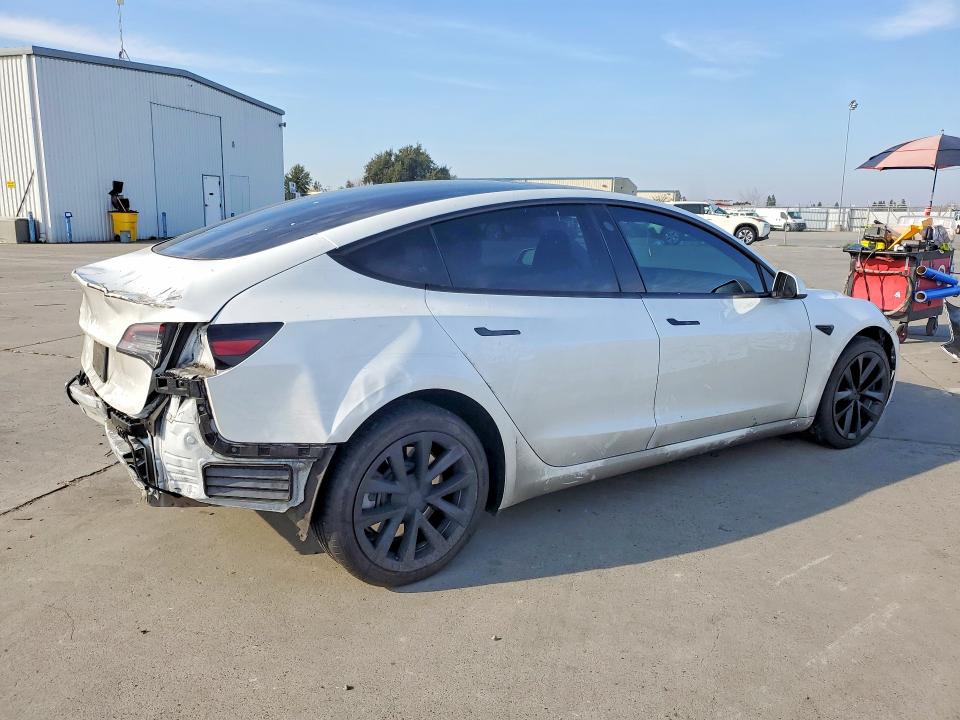 2023 Tesla Model 3 მანქანა იყიდება აუქციონზე, vin: 5YJ3E1EA9PF495042, აუქციონის ნომერი: 76605895