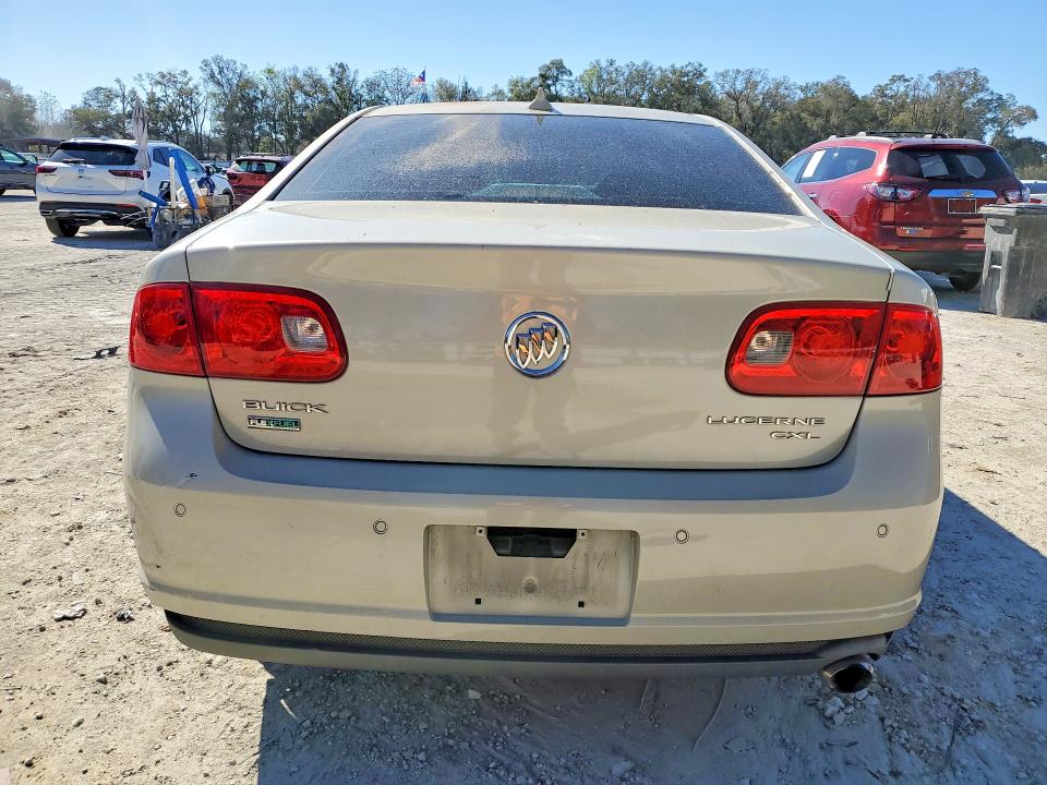 78439615 :رقم المزاد ، 1G4HC5EM4AU121235 vin ، 2010 Buick Lucerne مزاد بيع