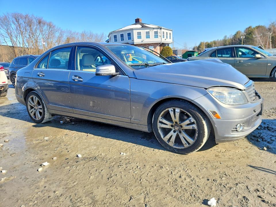 2011 Mercedes-benz C მანქანა იყიდება აუქციონზე, vin: WDDGF8BB4BR167007, აუქციონის ნომერი: 78807045