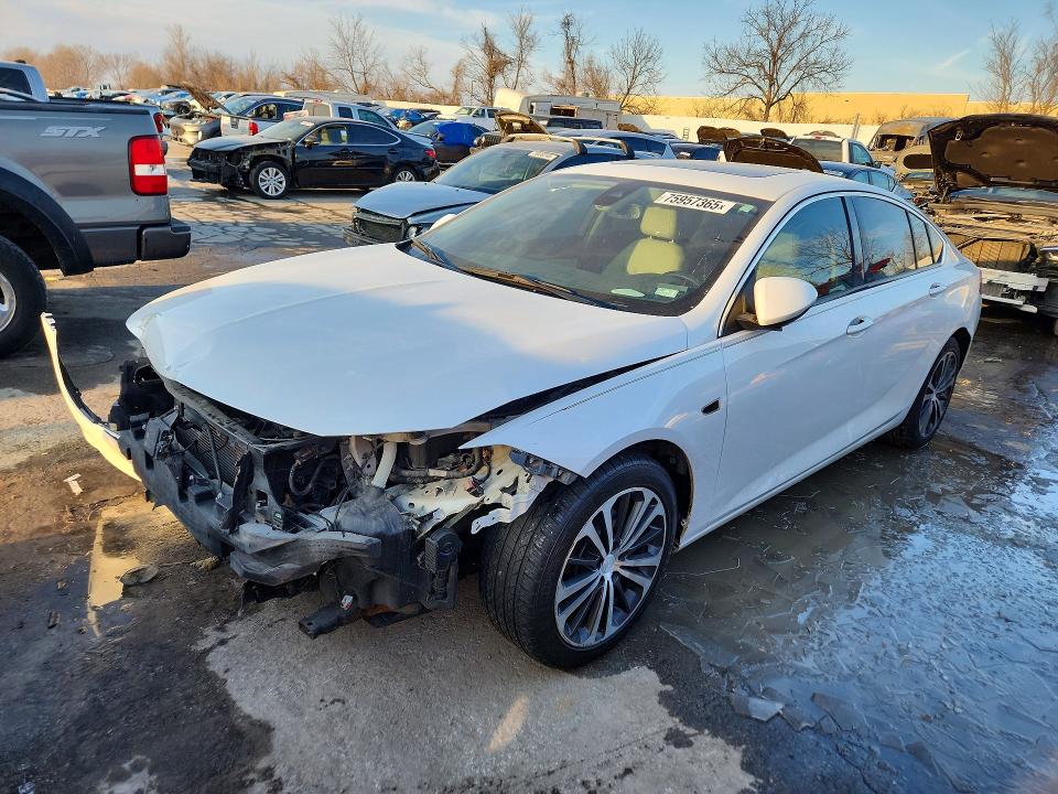 75957365 :رقم المزاد ، W04GP6SX1J1072287 vin ، 2018 Buick Regal مزاد بيع