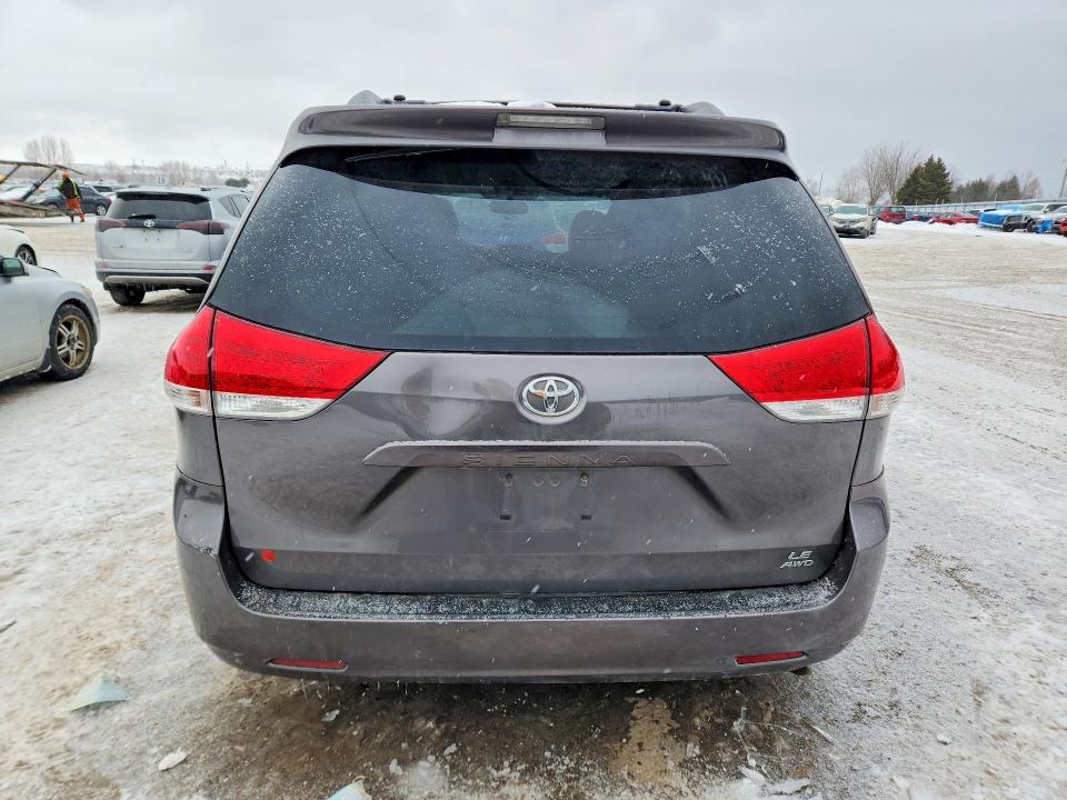 Продаж на аукціоні авто 2011 Toyota Sienna, vin: 5TDJK3DC9BS021837, номер лоту: 72139085