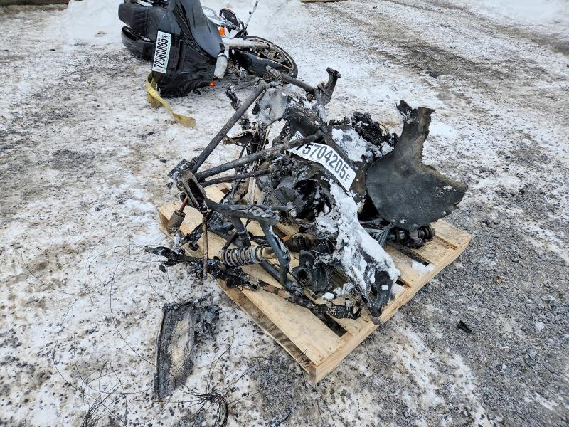 75704205 :رقم المزاد ، 2BPSDUKBZKV000214 vin ، 2019 Ski Doo Snowmobile مزاد بيع