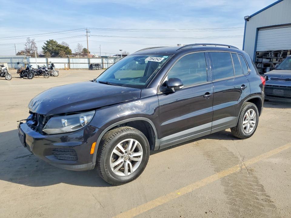 75642545 :رقم المزاد ، WVGAV7AX2GW502635 vin ، 2016 Volkswagen Tiguan مزاد بيع
