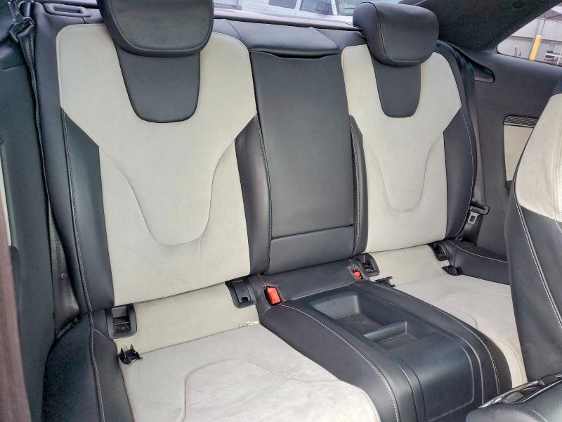 75515215 :رقم المزاد ، WAUV4AFR5GA018646 vin ، 2016 Audi S5 مزاد بيع