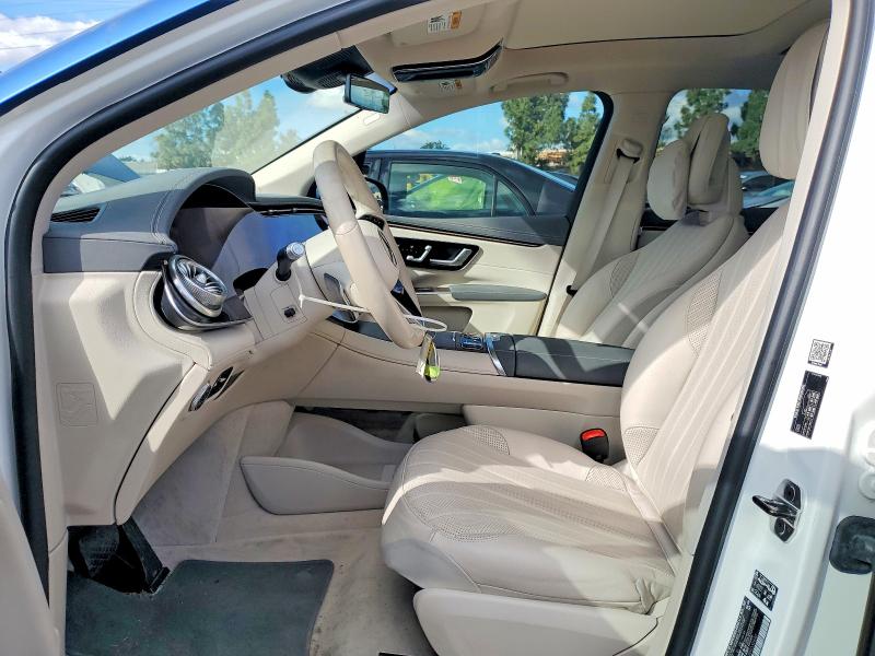 77431105 :رقم المزاد ، 4JGDM2EB2RA032446 vin ، 2024 Mercedes-benz Eqs Suv مزاد بيع