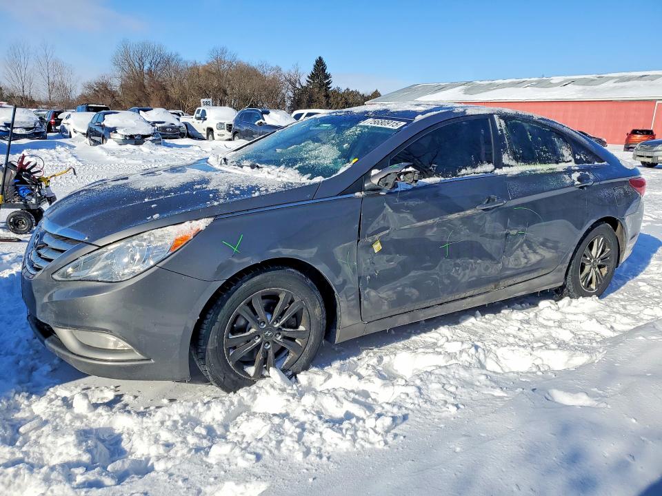 75680915 :رقم المزاد ، 5NPEB4AC9CH325480 vin ، 2012 Hyundai Sonata مزاد بيع