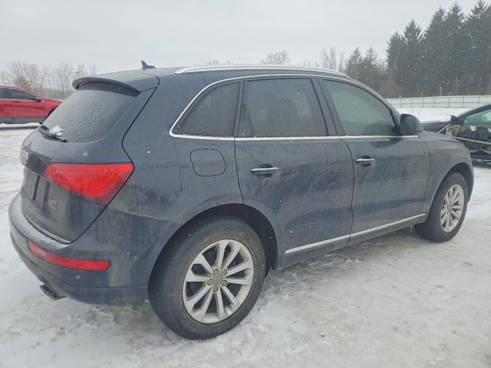 76980385 :رقم المزاد ، WA1LFAFP8FA077590 vin ، 2015 Audi Q5 مزاد بيع