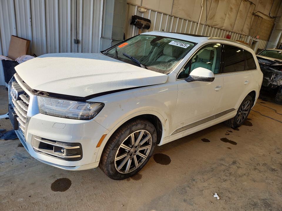 Продажа на аукционе авто 2019 Audi Q7, vin: WA1LAAF72KD025184, номер лота: 77121625